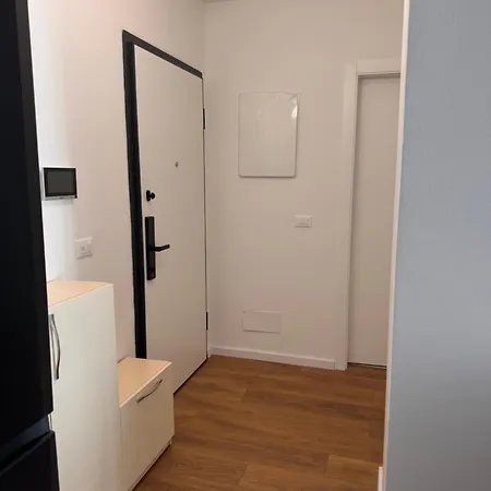 Apartment View Royal 2 Bedrooms Panoramic Balcony Tirana