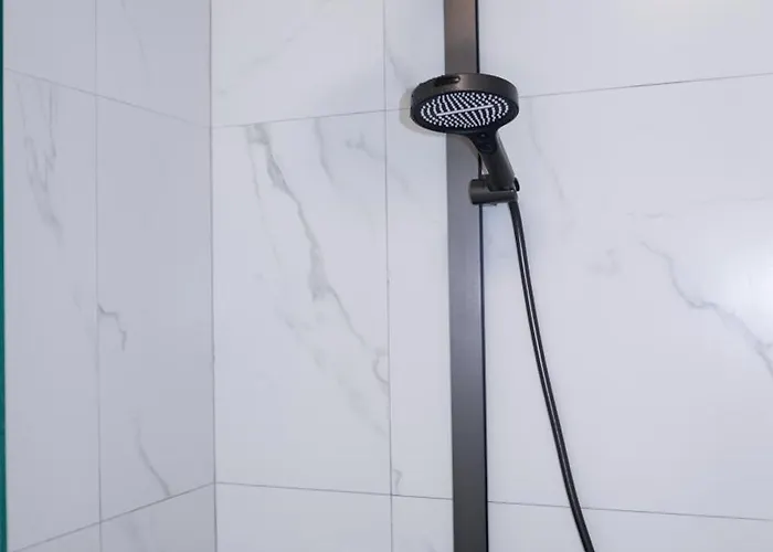 شقة View Royal 2 Bedrooms Panoramic Balcony تيرانا